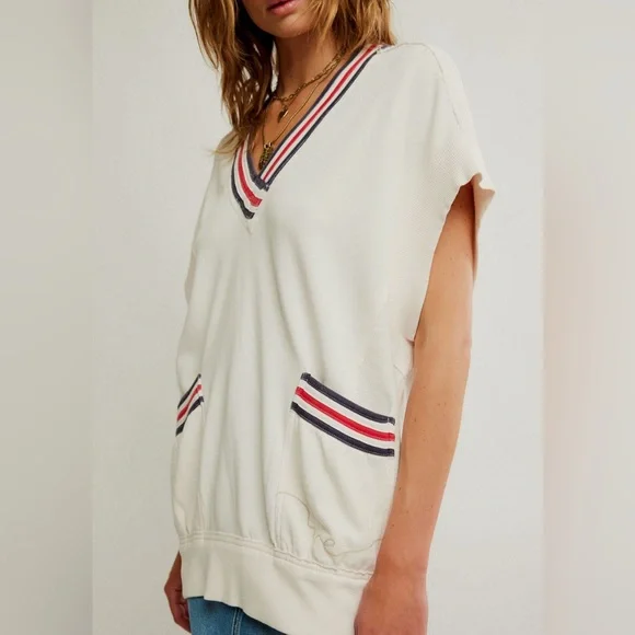 We The Free Free People Ivory Ivy Oversized V-Neck Sweater Vest Size Medium NWT - Picture 13 of 13
